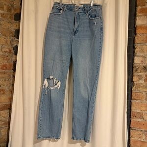 Abercrombie Curve Love Ultra High Rise 90s Straight Jean